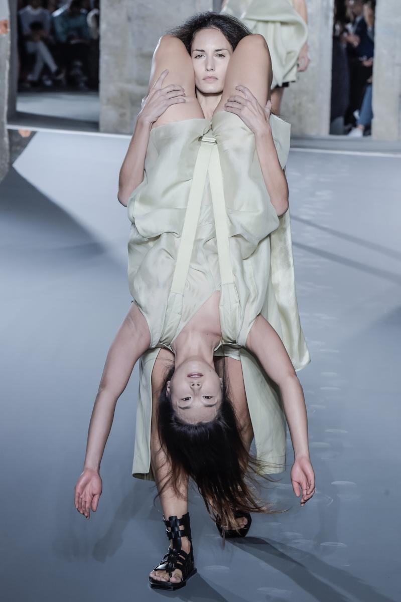 RICK OWENS SS16 CYCLOPS WOMENS 010_0.jpg