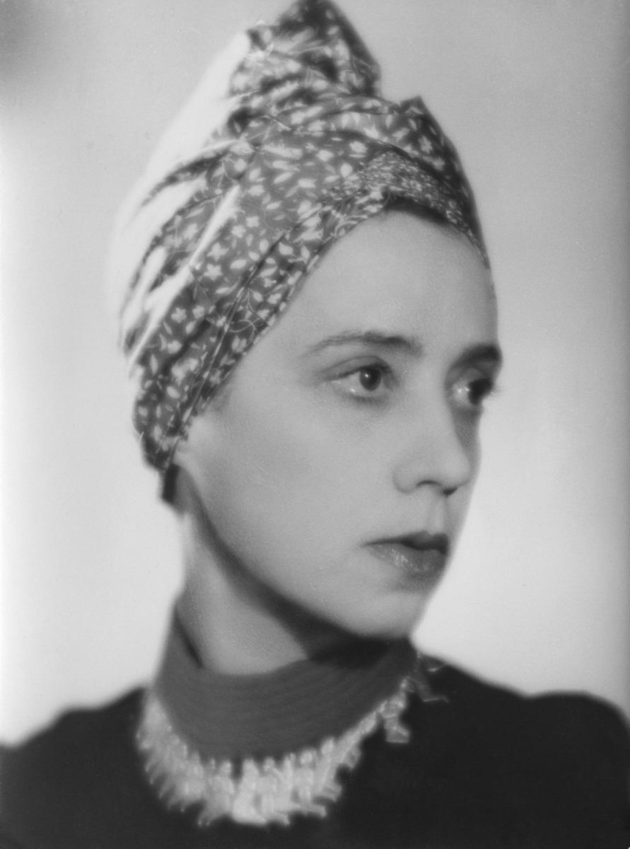 SCHIAPARELLI - by Teddy Piaz (DR) - bd.jpg