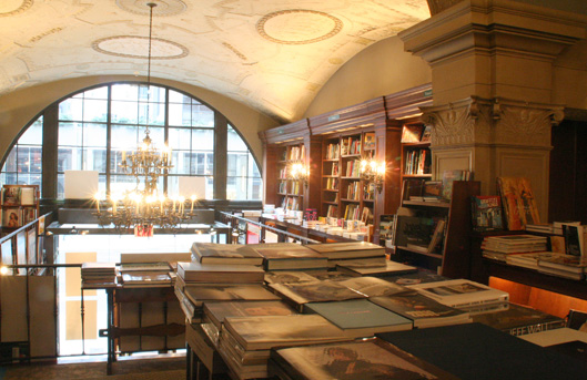 libreria rizzoli.jpg